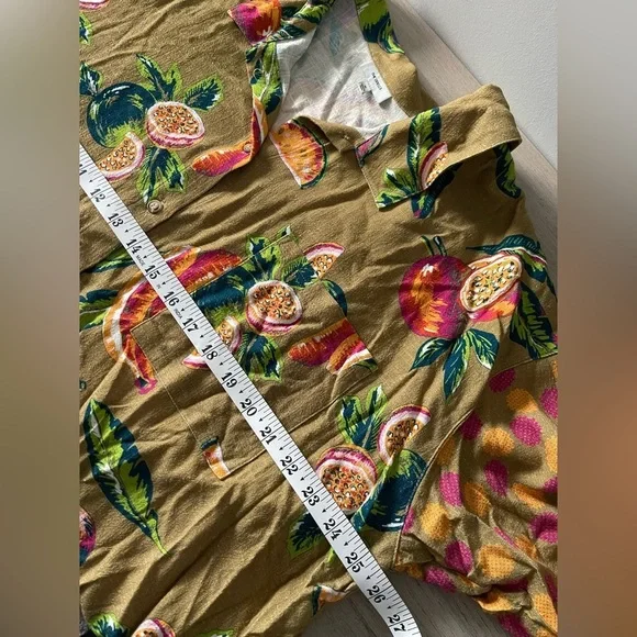 The Odells | Anthropologie | Linen Blend Kelley Top Fruit Tropical - Picture 5 of 6